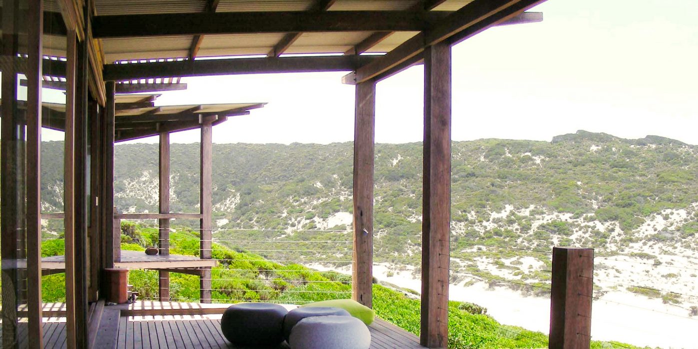 recycled timber beach house entry